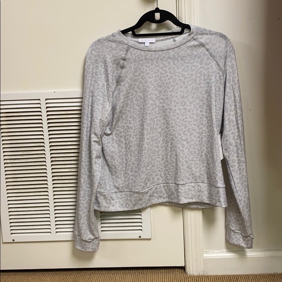 Beyond Yoga Tops - Beyond yoga printed raglan crew pullover leopard